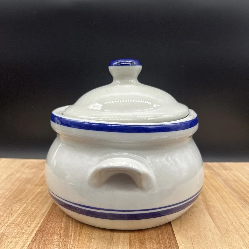 Stoneware Crock With Lid And Handles Blue And Gray Made In Taiwan 2 Quart EUC